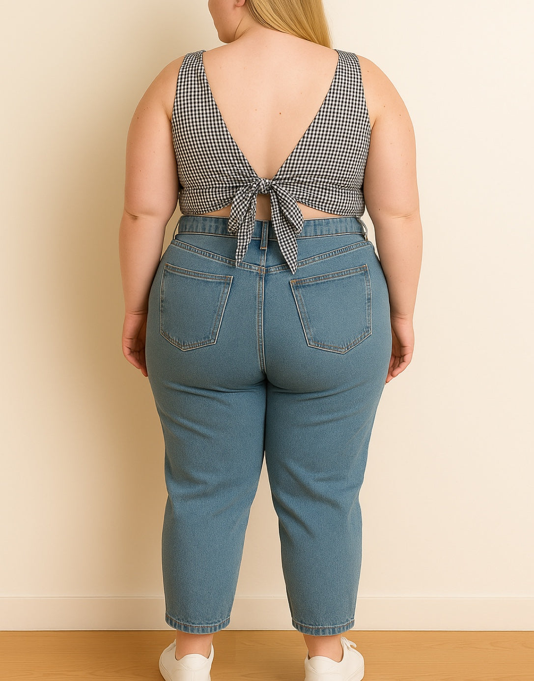 Back view of Plus Size Tie Back Crop Top.