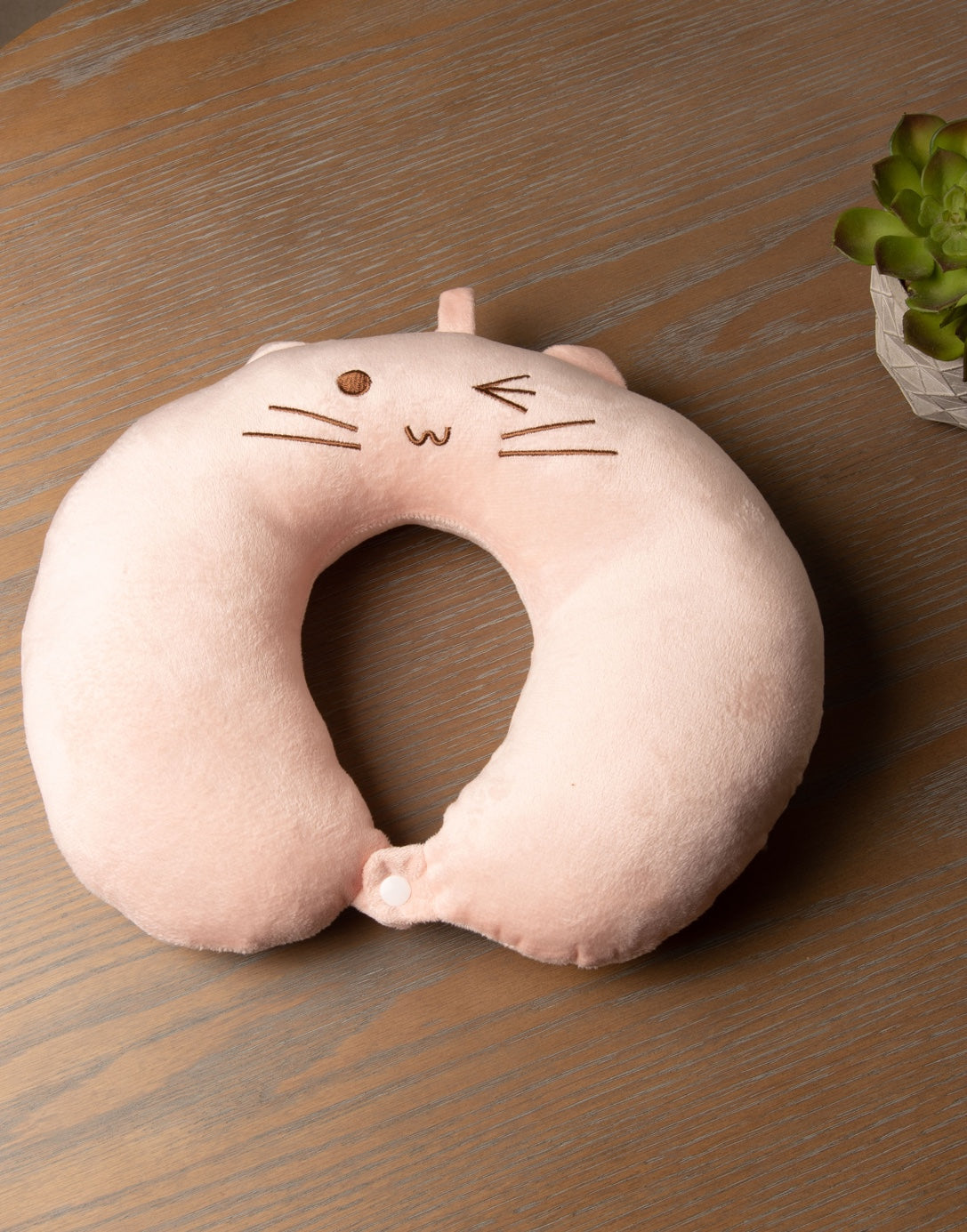 Back view of Travel Pillow Eye Cover Set.