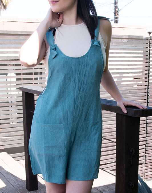 Front view of Overall Knot Straps Romper.